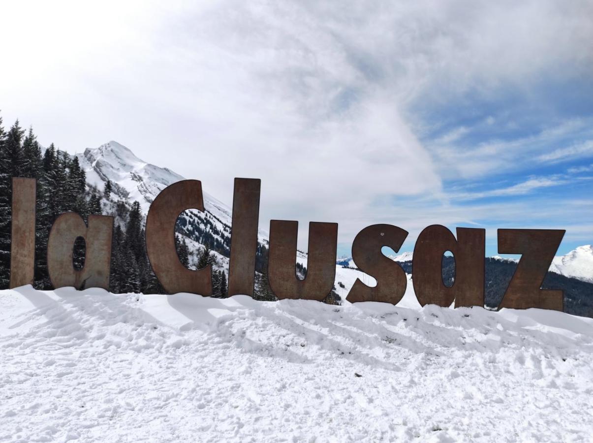 Le Week-End 3 Etoiles, Plein Centre Ville La Clusaz Bagian luar foto